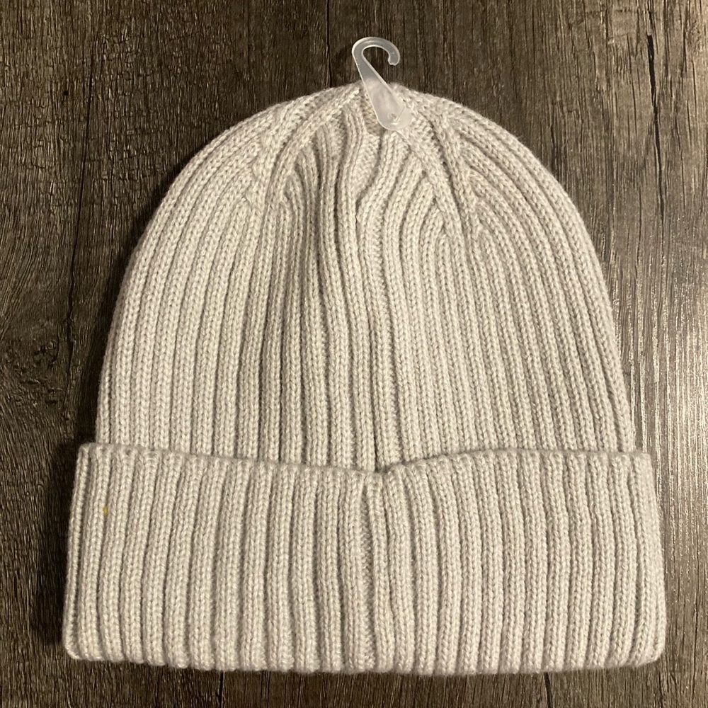 Disney Minnie Mouse Gray Beanie - Picture 3 of 6